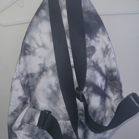 PINK Backpack - Picture 2 of 3